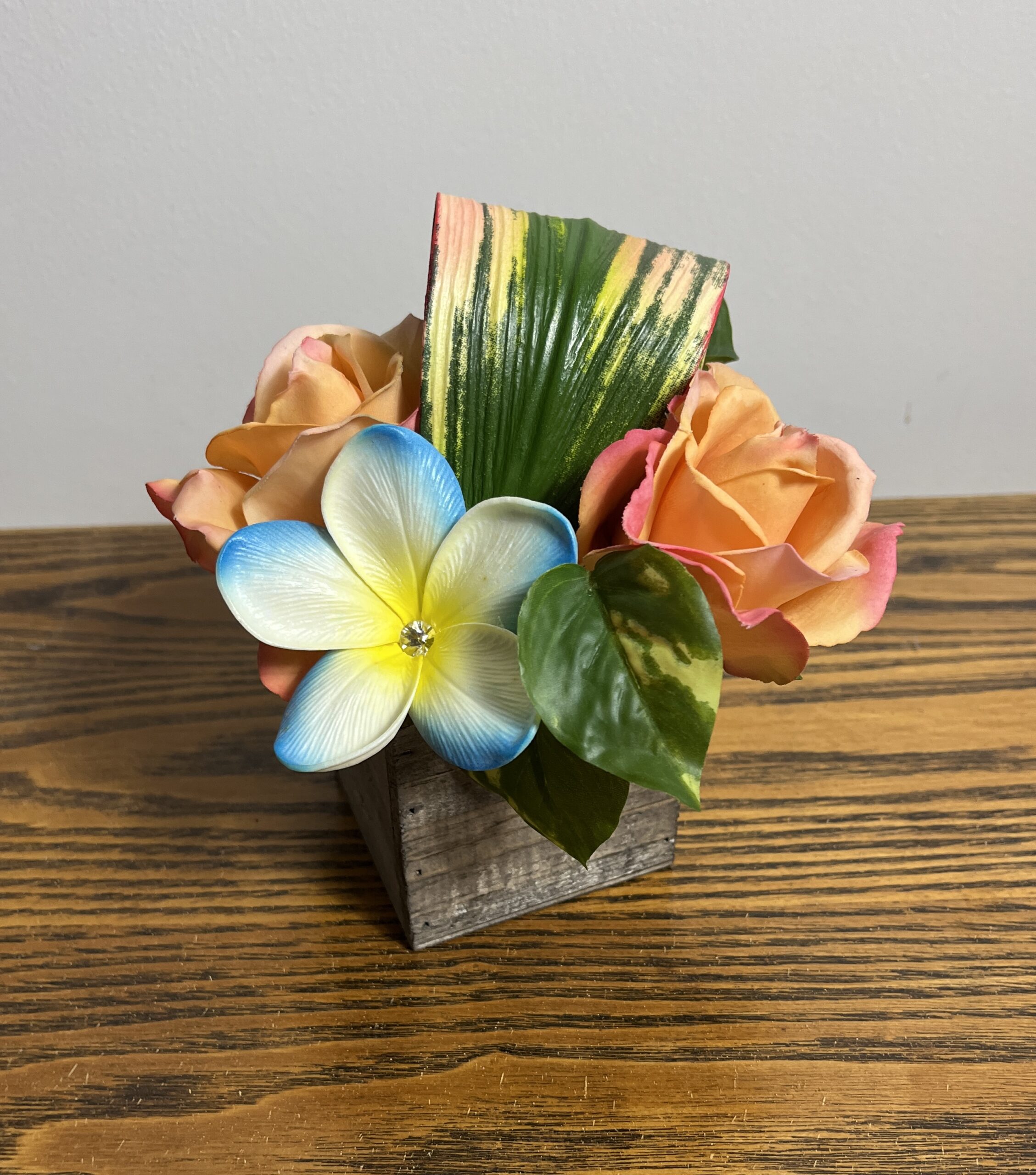 Real Touch Tropical Decor